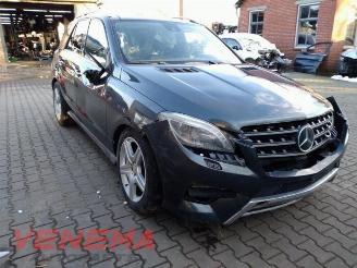 Mercedes ML ML III (166), SUV, 2011 / 2015 3.0 ML-350 BlueTEC V6 24V 4-Matic picture 2