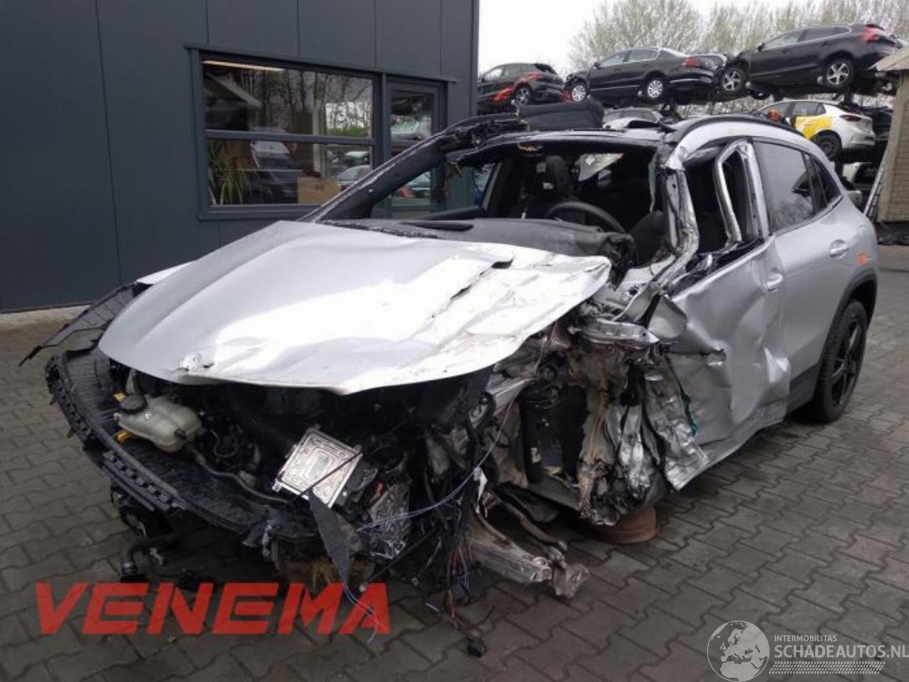 Mercedes GLA GLA (H247), SUV, 2020 1.3 200 Turbo 16V