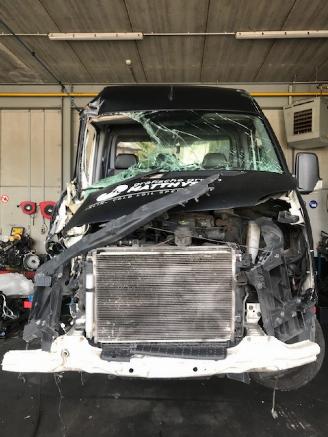 Auto da rottamare Volkswagen Crafter 2000CC - DIESEL - 120KW 2012/1