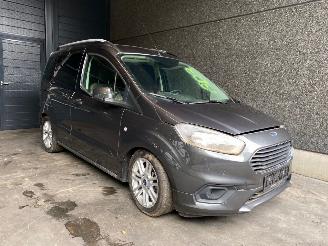 Dezmembrări autoturisme Ford Tourneo Courier 2020 1.5 16V Diesel 73Kw 2020/8
