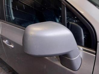 Chevrolet Orlando Orlando, -, 2010 / 2015 2.0 D 16V picture 10