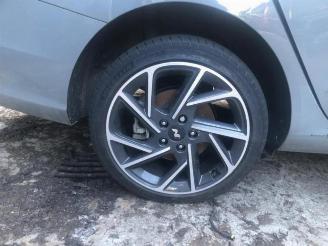 Hyundai I-30 i30 Wagon (PDEF5), Combi, 2017 1.5 T-GDI 16V Hybrid 48V picture 13