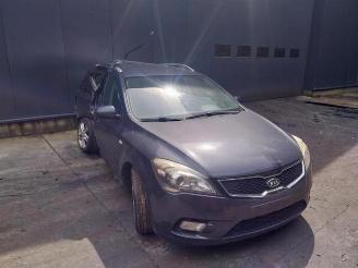 Démontage voiture Kia Cee d Cee'd Sporty Wagon (EDF), Combi, 2007 / 2012 1.6 CRDi 90 16V 2012/11