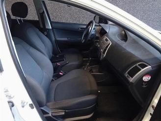 Hyundai I-20 i20, Hatchback, 2008 / 2015 1.2i 16V picture 16