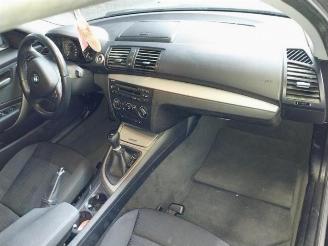 BMW 1-serie 1 serie (E87/87N), Hatchback 5-drs, 2003 / 2012 116i 1.6 16V picture 15