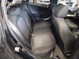 Hyundai I-20  picture 13