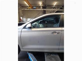 Hyundai I-30 i30 (PDEB5/PDEBB/PDEBD/PDEBE), Hatchback, 2016 1.0 T-GDI 12V picture 12