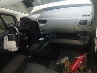 Peugeot Partner Partner (EF/EU), Van, 2018 1.6 BlueHDi 100 picture 13