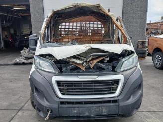 Peugeot Boxer Boxer (U9), Chassis-Cabine, 2006 2.0 BlueHDi 160 picture 2