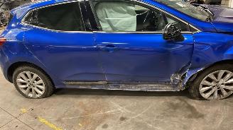 Renault Clio  picture 5