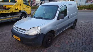 Salvage car Citroën Berlingo 2007 1.6 HDI 9HW Grijs EZRC onderdelen 2007/5