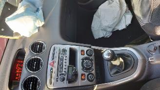 Peugeot 308 2010 1.6 VTi 5FW Zwart KTV onderdelen picture 16