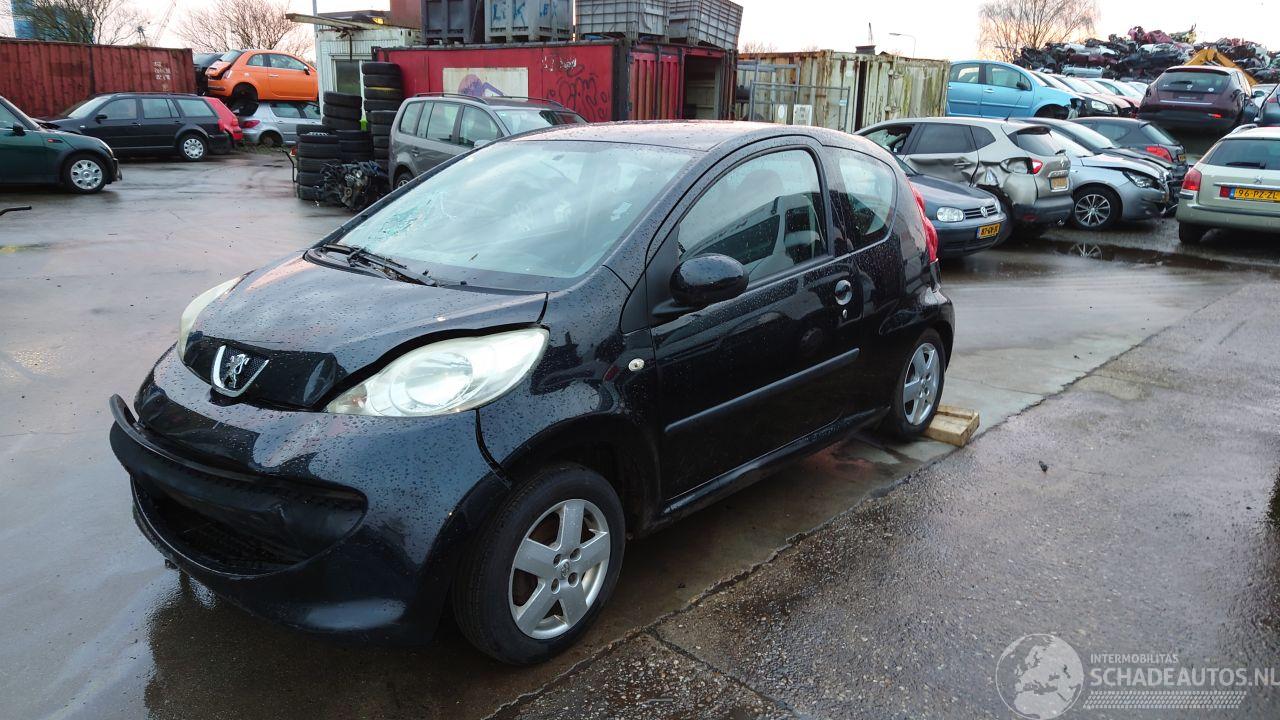 Peugeot 107 2006 1.0 12v 1KRFE Zwart EXZ onderdelen