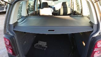 Volkswagen Touran 2007 1.6i BSE JJT Grijs LD7S onderdelen picture 7