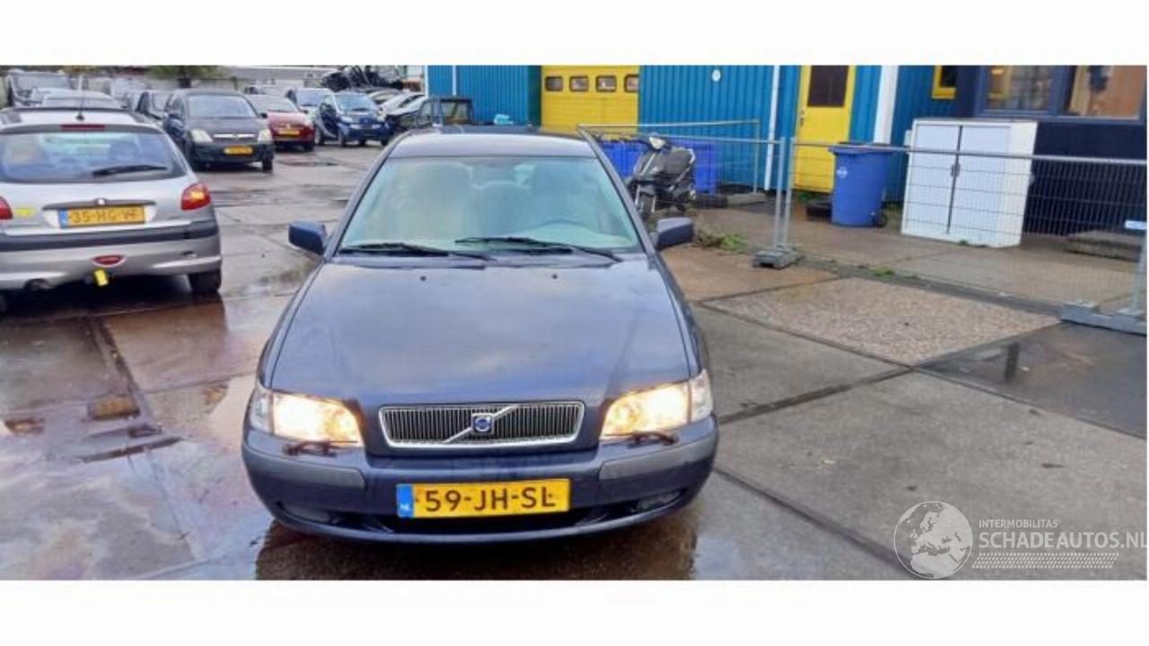 Volvo S-40 S40 (VS), Sedan, 1995 / 2004 1.8i 16V