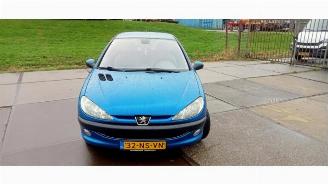 Dezmembrări autoturisme Peugeot 206 206 (2A/C/H/J/S), Hatchback, 1998 / 2012 1.6 16V 2004/2