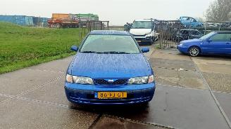 Schadeauto Nissan Almera  2000/3