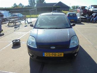 Salvage car Ford Fiesta Fiesta 5 (JD/JH), Hatchback, 2001 / 2009 1.3 2004/4