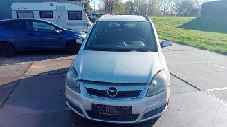 Salvage car Opel Zafira Zafira (M75), MPV, 2005 / 2015 1.9 CDTI 2005/10