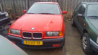 begagnad bil auto BMW 3-serie 3 serie Compact (E36/5) Hatchback 316i (M43-B16(164E2)) [75kW]  (03-1994/08-2000) 1996/7