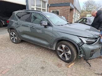Volvo XC40 CX 40 2.0 2025 BENZINE MILD HYBRIDE B3 163  LEER PANO FULL picture 4