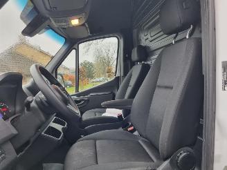 Mercedes Sprinter 311CDI Aut RWD L2 H2 Mbux Airco picture 12