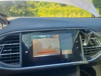 Peugeot 308 Puretech 130 GT Line Pano picture 18
