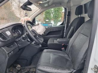 Peugeot Expert BlueHDI 100 L3 Airco Navi picture 14