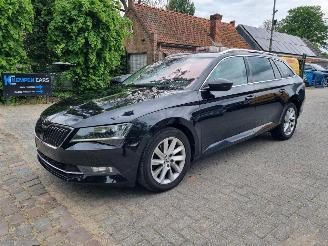  Skoda Superb 1.6 TDI DSG Aut. Leder Navi Stoeverver. 2018/3