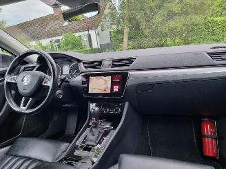 Skoda Superb 1.6 TDI DSG Aut. Leder Navi Stoeverver. picture 12