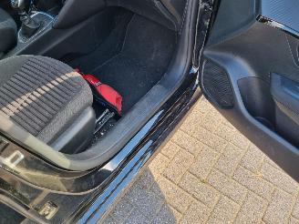Peugeot 208 Puretech 100 Airco picture 9