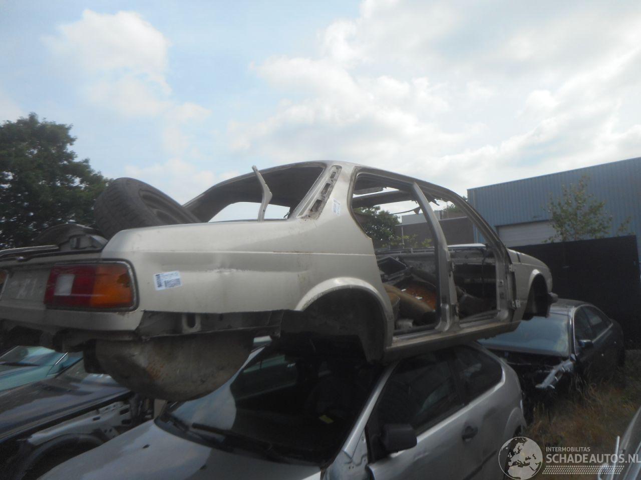 BMW 7-serie 732i  e23