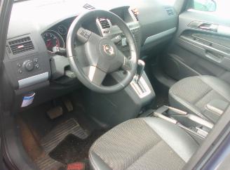 Opel Zafira  picture 3