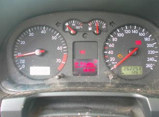 Volkswagen Golf  picture 6