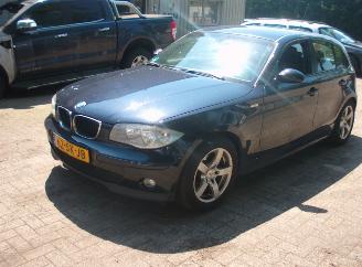 uszkodzony samochody osobowe BMW 1-serie 116i 2006/1