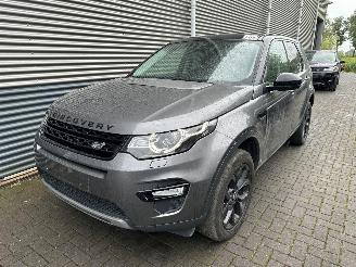 Damaged car Land Rover Discovery Sport 2.0 TD4 PANO/CAMERA/LEDER/TREKHAAK/MERIDIAN/LED/RIJDBAAR! 2017/10