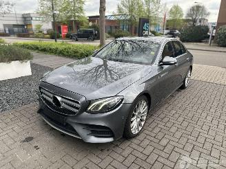 Auto incidentate Mercedes E-klasse 200 AMG PANO/LED/19INCH 2016/11