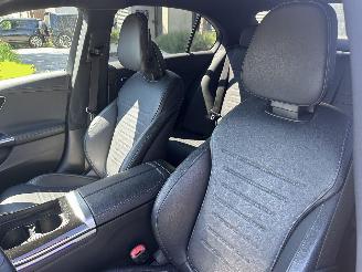 Mercedes C-klasse C220d AMG/RADAR/LEDER/360CAM/BOMVOL SCHADEVRIJ! DAMAGED FREE! picture 12