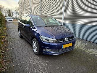 Coche accidentado Volkswagen Touran 1.4 TSI MFS/PDC/CLIMA SCHADEVRIJ! 2016/8