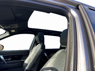 Land Rover Discovery Sport VOLLEDIG RIJDBAAR/D165 2.0 4x4 PANO/LED/FULL-ASSIST/FULL OPTIONS picture 11