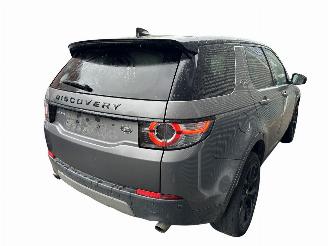 Land Rover Discovery Sport 2.0 TD4 PANO/CAMERA/LEDER/TREKHAAK/MERIDIAN/LED/RIJDBAAR! picture 4