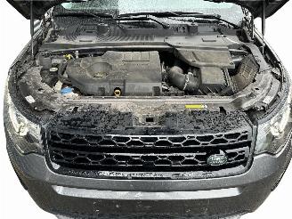 Land Rover Discovery Sport 2.0 TD4 PANO/CAMERA/LEDER/TREKHAAK/MERIDIAN/LED/RIJDBAAR! picture 16