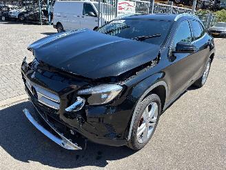 Démontage voiture Mercedes GLA  2015/1