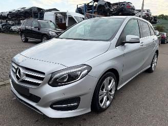 Salvage car Mercedes B-klasse W246 2015/11