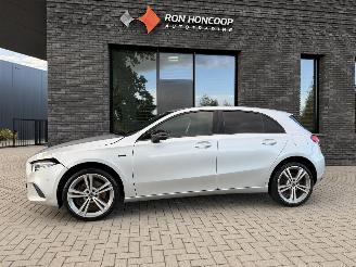 Schadeauto Mercedes A-klasse A250e 218PK 8G-DCT Aut. Premium Plus 2020/8