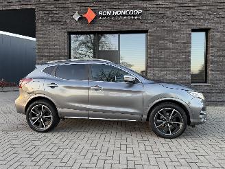 Schadeauto Nissan Qashqai 1.3 DIG-T 160PK Aut. TEKNA PLUS PANO VOL! 2020/9