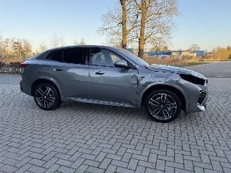BMW iX2 eDrive20 73kWh 204PK Aut. M-Sport VOLL! picture 8