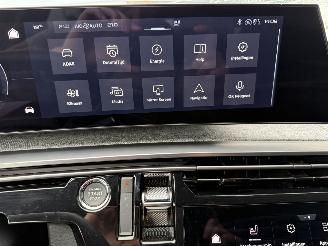 Peugeot e-5008 GT NEW MODEL! 73kWh 214PK Aut. 7-personen picture 25