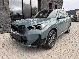 BMW iX1 eDrive20 67kWh 204PK M-Sport picture 3