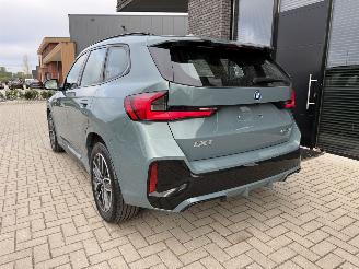 BMW iX1 eDrive20 67kWh 204PK M-Sport picture 14